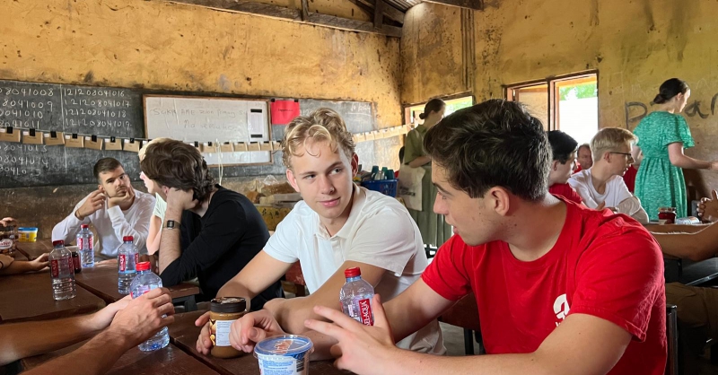 Gesprekken in de eetzaal