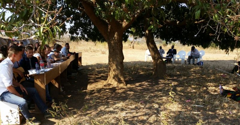 De kerkdienst in Malawi