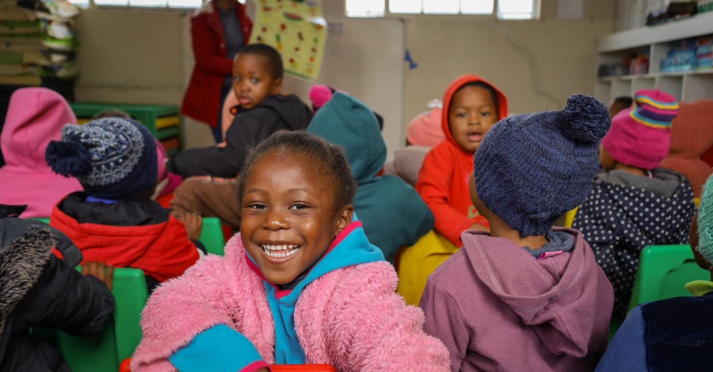 Met de kinderen in de klas