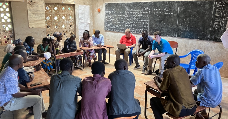 Gesprek met docenten, ouders en schoolbestuur